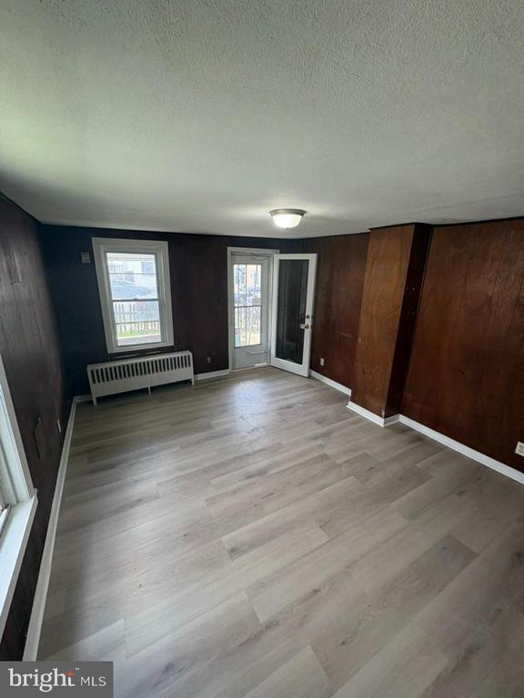 Building Photo - 1113 Elm St