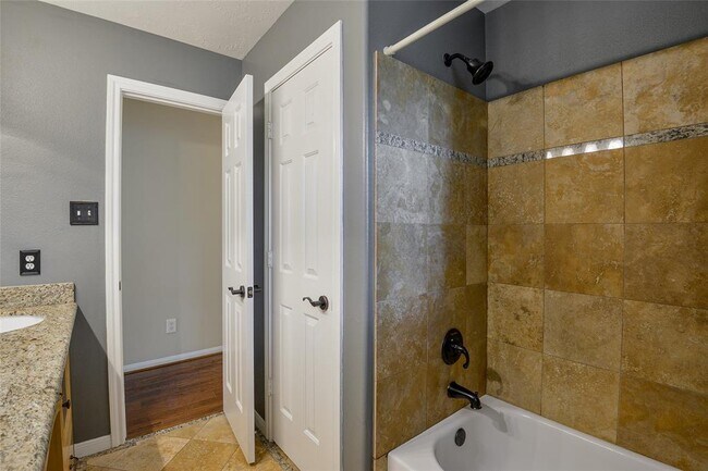 Building Photo - 20702 Arbor Bend Ct