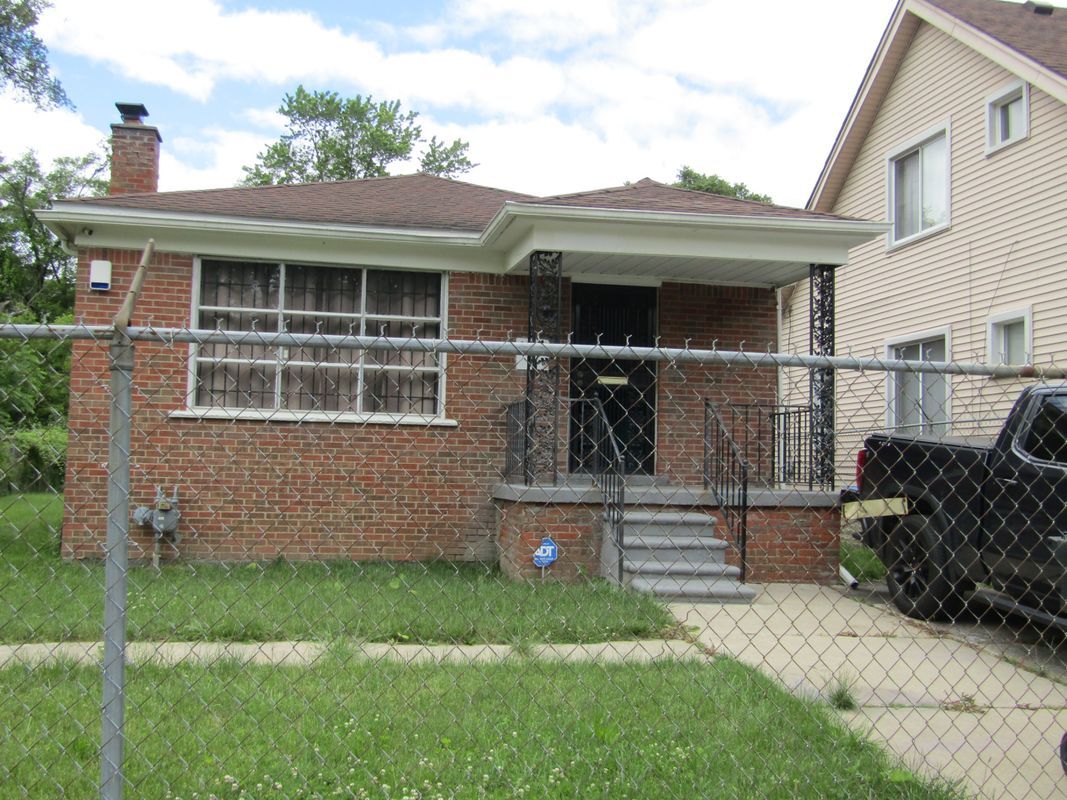 Building Photo - 14939 Cruse St