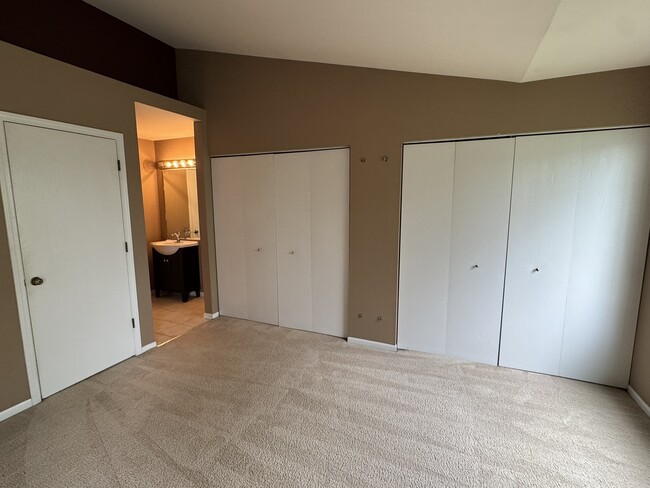 Building Photo - 1314 Sandhurst Ln