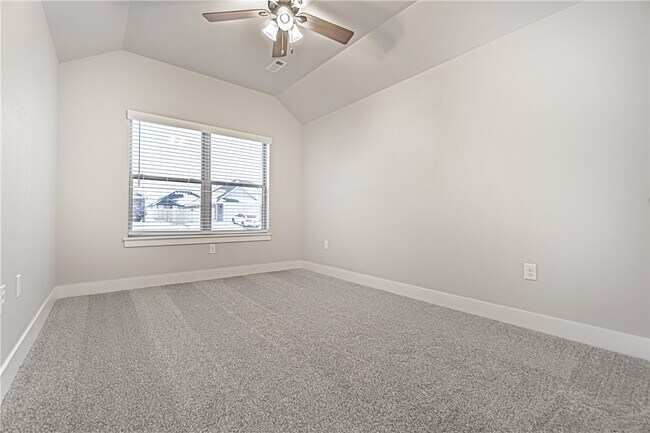 Building Photo - 933 Hampton St