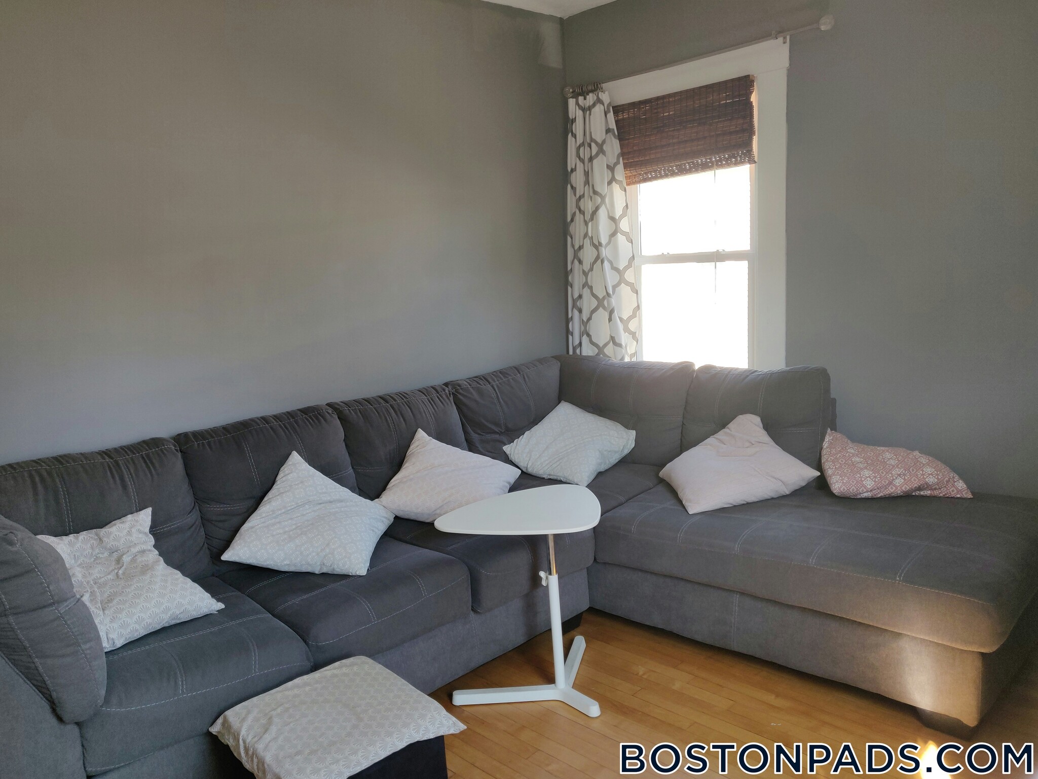 Building Photo - 150 fifth