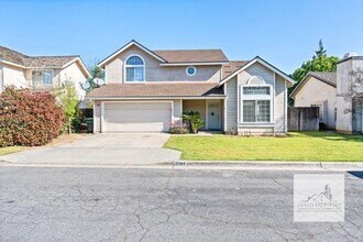 Building Photo - Beautiful 4BR/3BA  home in Clovis Schools District