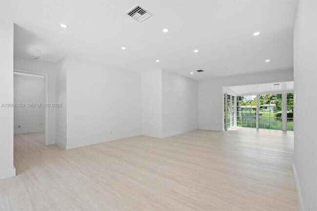 Building Photo - 11770 Griffing Blvd