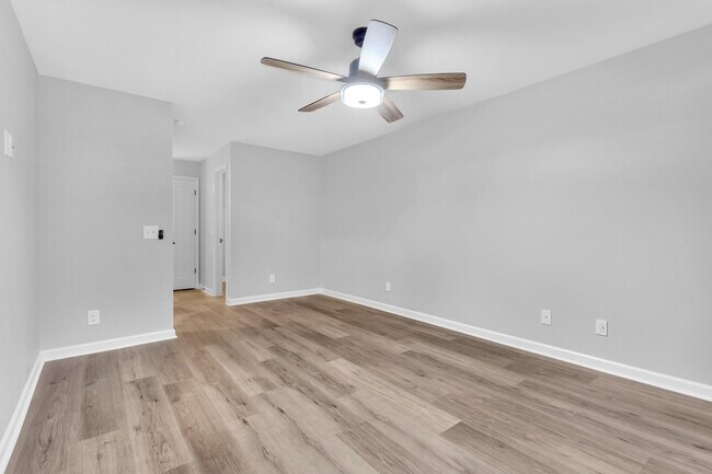 Building Photo - 1006 Canyon Point Cir
