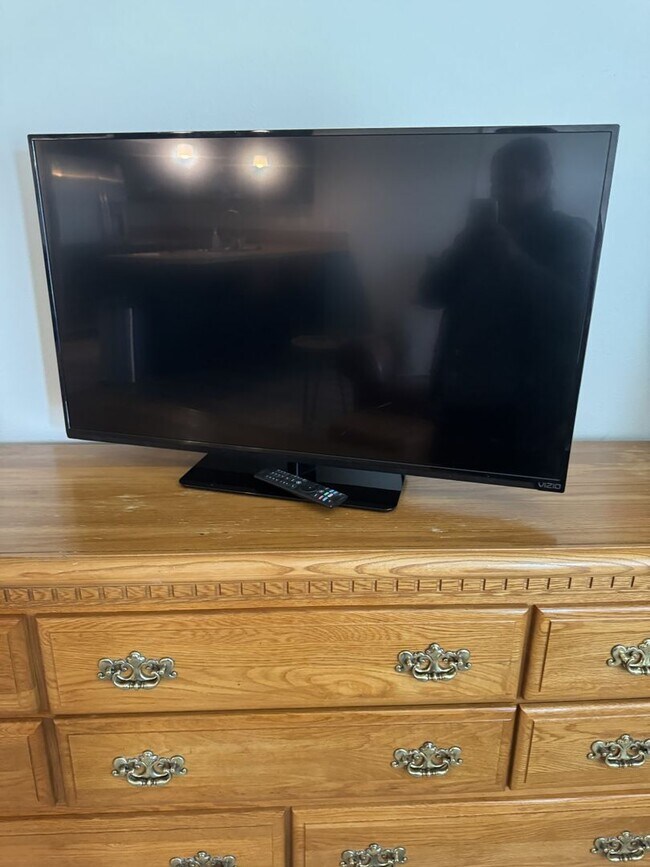 Building Photo - Furnished Hermiston Rental