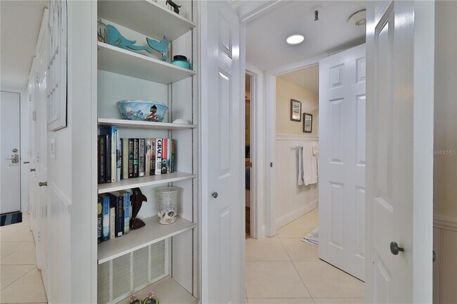 Building Photo - 5301 S Atlantic Ave