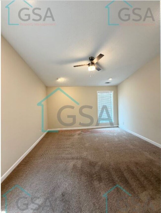 Building Photo - 225 Laurel Trace Cir