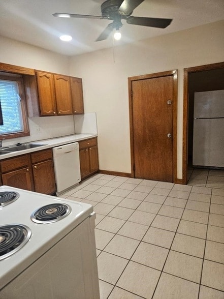 Building Photo - 32 US-1