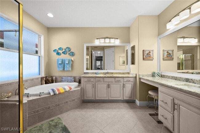 Building Photo - 8792 Largo Mar Dr