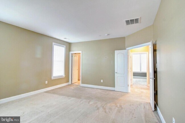 Building Photo - 4105 Brushfield Dr