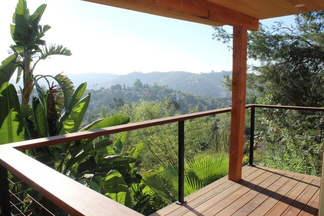 Building Photo - Stunning 2 bed/ 2 Bath Mid Century Modern Mount Washington Home with Panoramic Views, Floor to Ce...