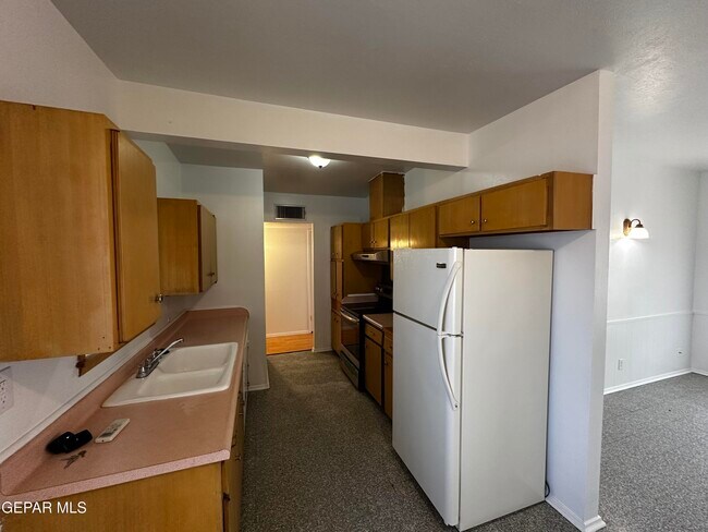 Building Photo - 5202 Cornell Ave