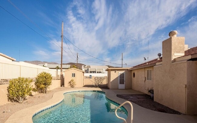 Building Photo - 3967 Breakwater Dr
