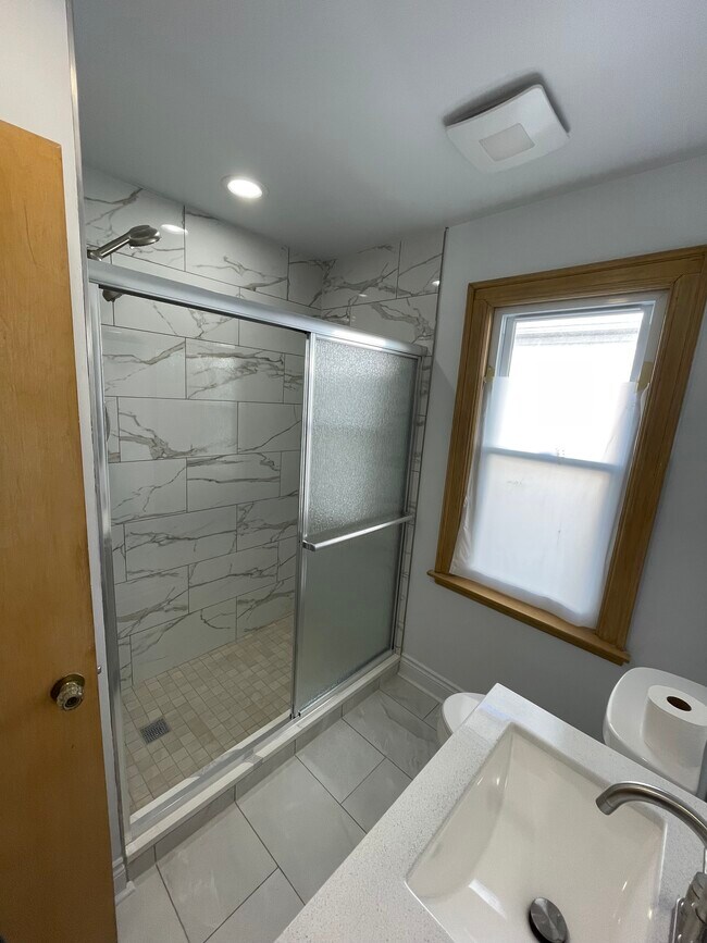 Bathroom - 2200 N Leamington Ave