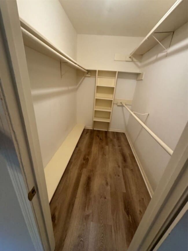 Building Photo - 1114 Manatee Ln