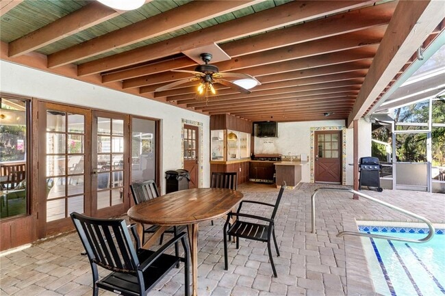 Building Photo - 804 Pennsylvania Way