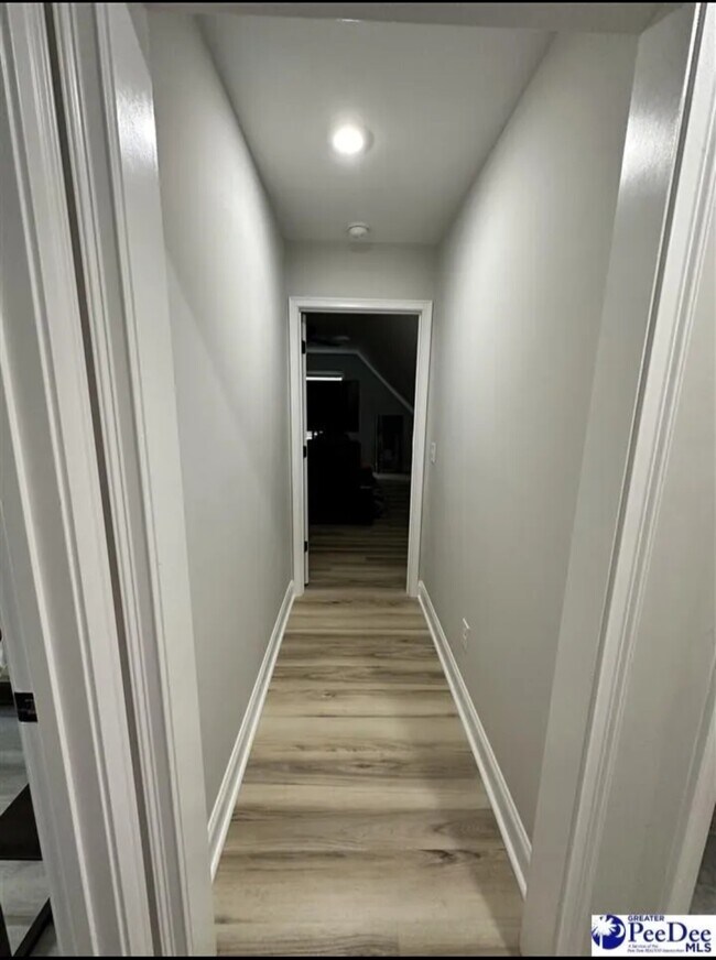 Building Photo - 4008 W Eagle St