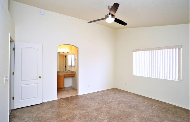 Building Photo - 2633 W Cezanne Cir