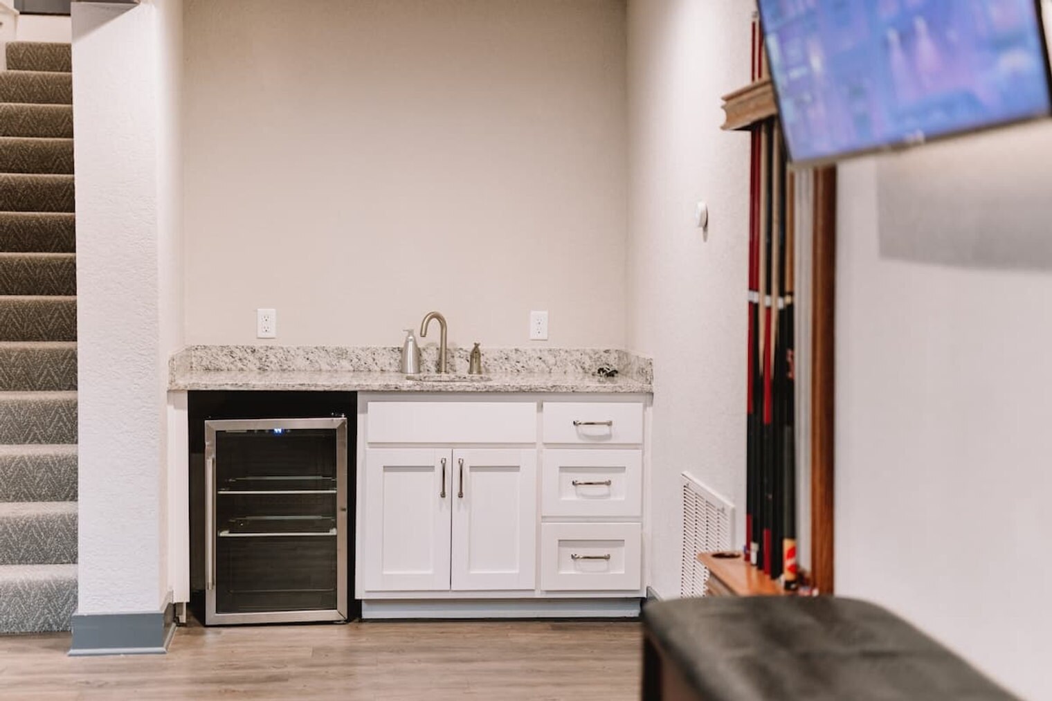 Building Photo - 2104 Almand Dr