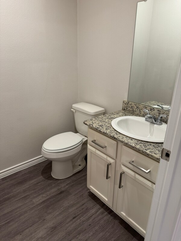 Building Photo - 3601 Barnacle Dr