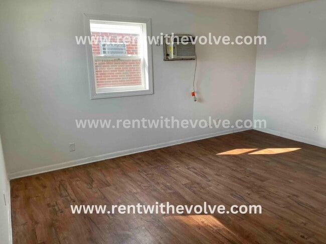 Building Photo - 12406 W. State Road 67, Unit 8, Albany, IN