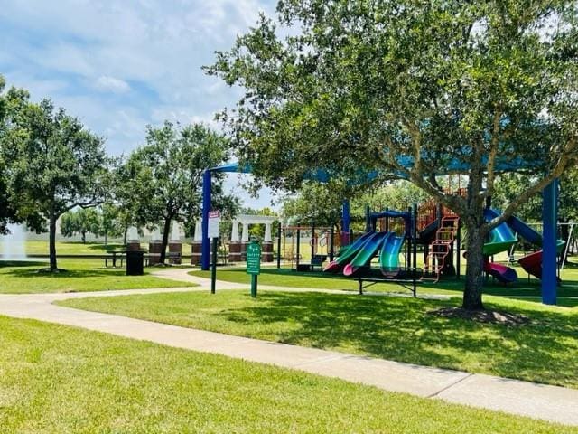 Building Photo - 13710 Saxon Cliff Ln