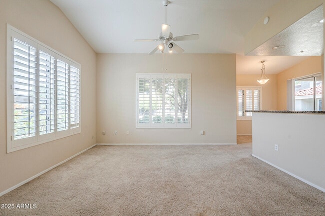 Building Photo - 2929 W Yorkshire Dr