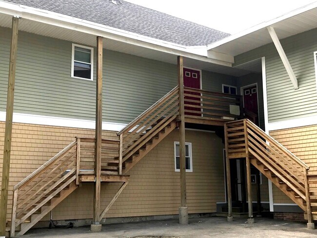 Building Photo - 53 Walker St