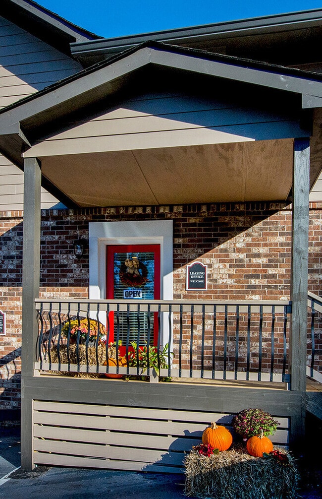 Building Photo - Emory - Toco Hills - walk to Starbucks!!! ...