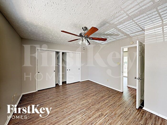 Building Photo - 18623 Bridoon Dr