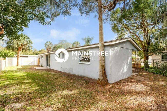 Building Photo - 3 Bedroom Pet-Friendly Home in New Port Richey, FL with Main Street Renewal