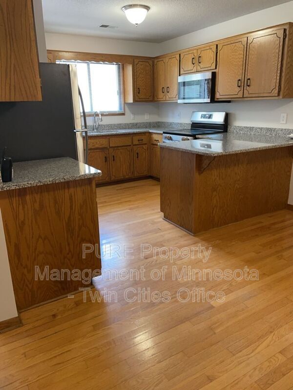 Building Photo - 4184 White Bear Pkwy