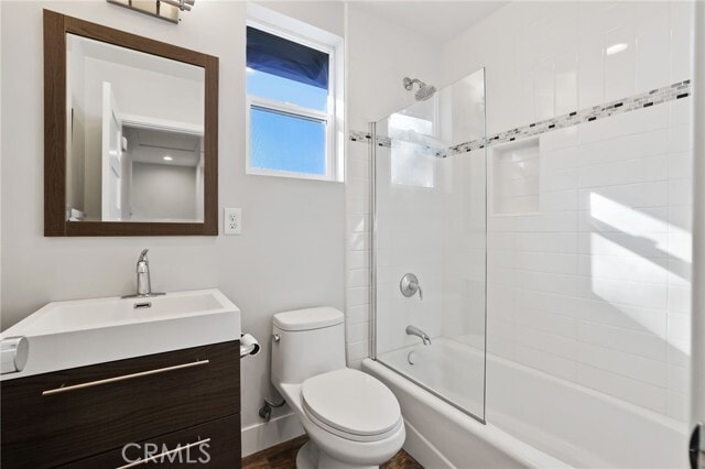 Building Photo - 630 Indianapolis Ave