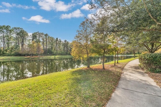 Building Photo - 12880 Westside Vlg Lp