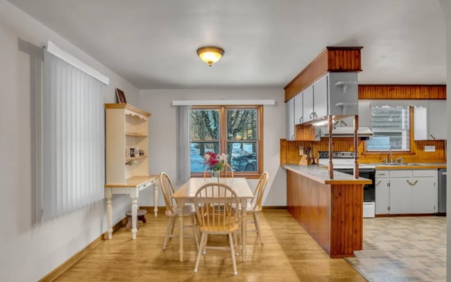 Building Photo - 4 Bedroom homestead on 6.68 acres