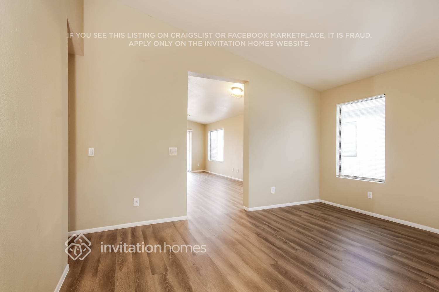 Building Photo - 8522 W Highland Ave