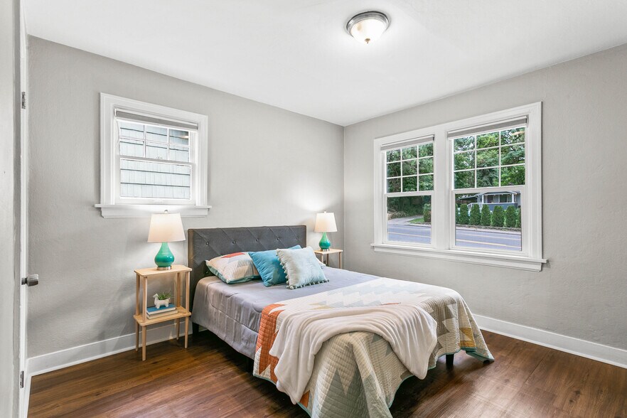 Bedroom 1 (southeast) - 307 E 29th Ave