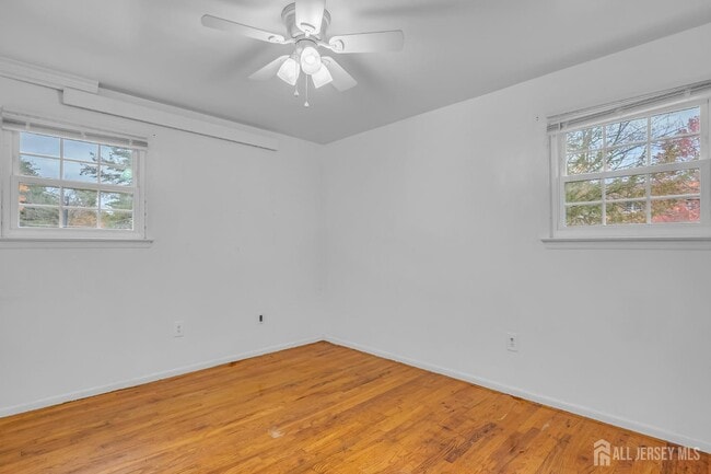 Building Photo - 14 College Dr