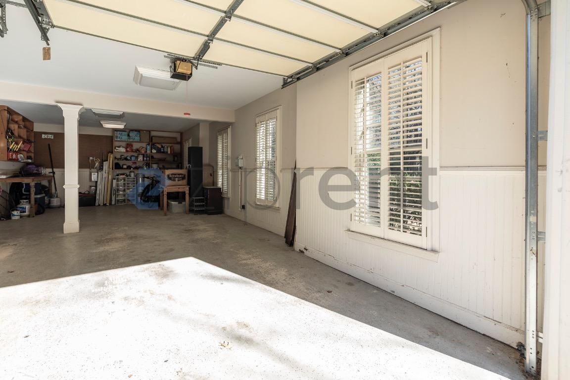 Building Photo - 2801 Spreading Oaks Dr NW