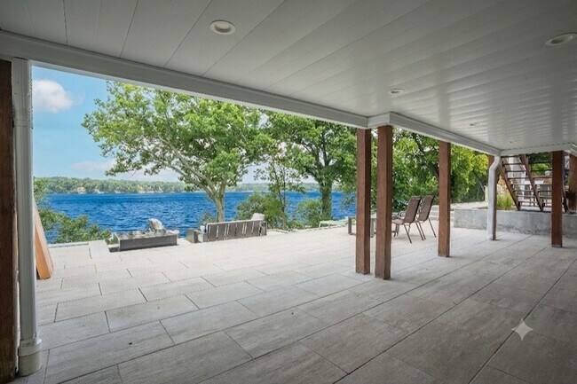 Building Photo - 389 Green Harbor Rd
