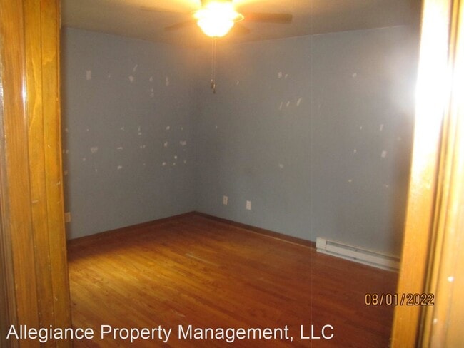 Building Photo - 3 br, 1.5 bath House - 6618 Davis Rd