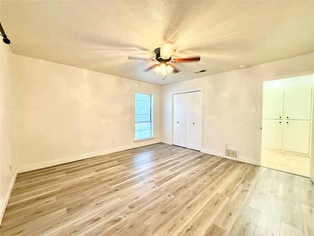 Building Photo - 5100 Oak Timbers Ct