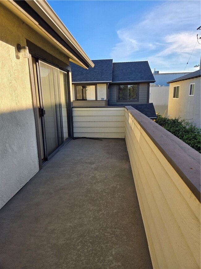 Building Photo - 2624 W Porter Ave