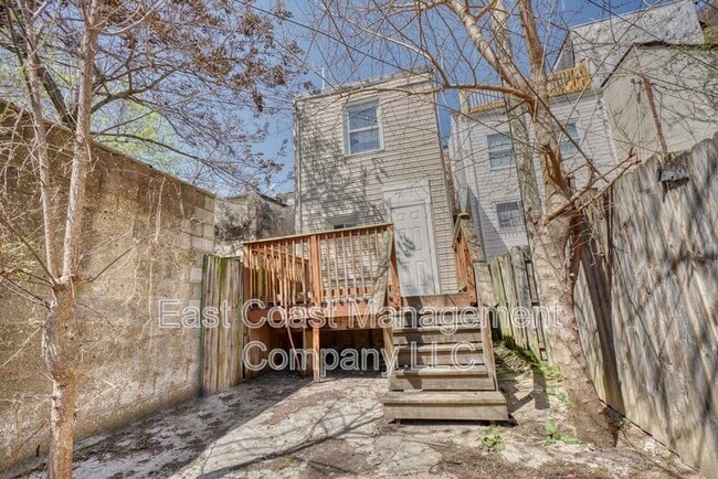 Building Photo - 1209 W Lombard St