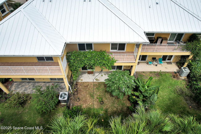 Building Photo - 2534 N Hwy A1A