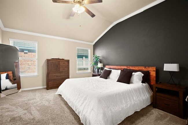 Building Photo - 820 Bryce Canyon Dr