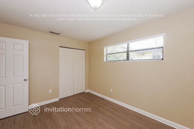 Building Photo - 5131 SW 101st Terrace