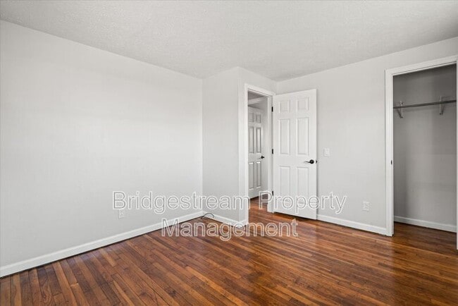 Building Photo - 317 Hypathia Ave