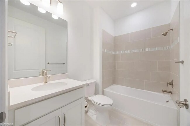 Building Photo - 10335 Ventana Ln